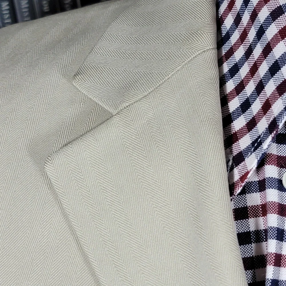 Joseph Feiss Mens Sport Coat Blazer Three Button Beige Herringbone Silk Size 40R